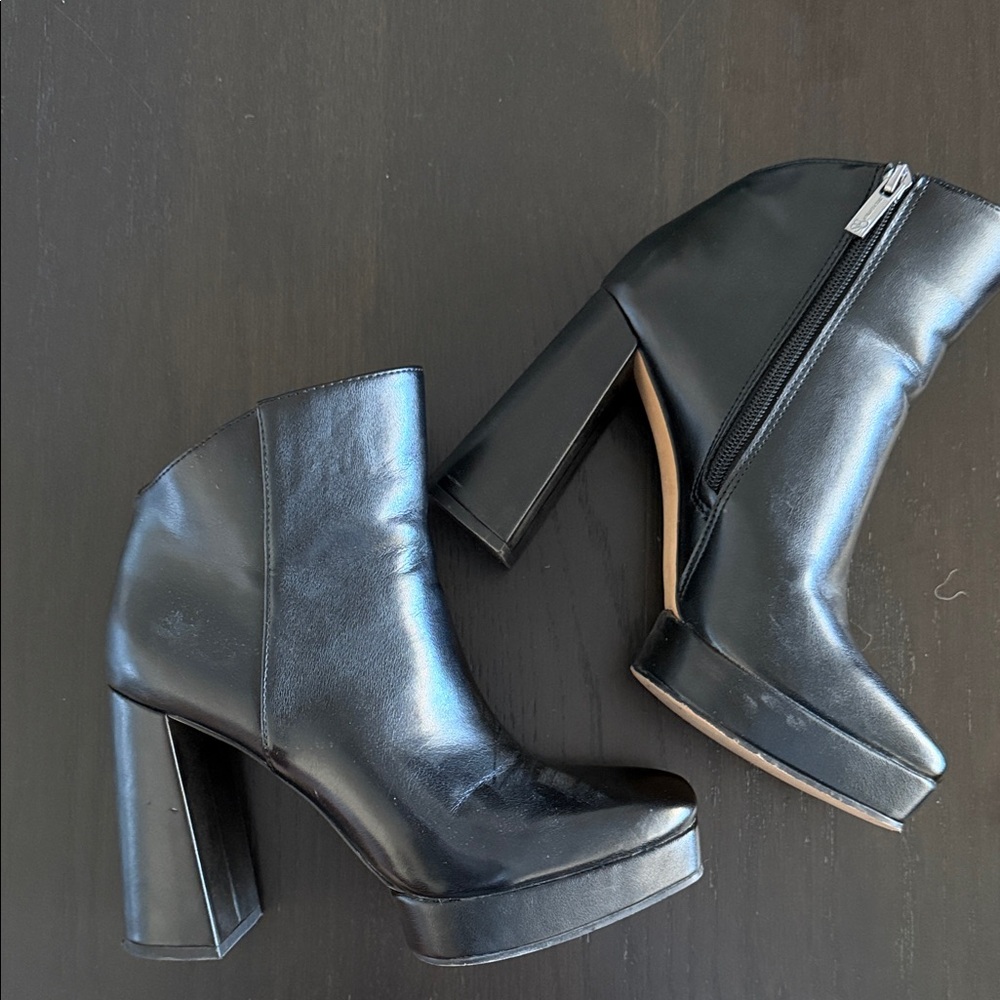 Jessica Simpson Black Heeled Boots